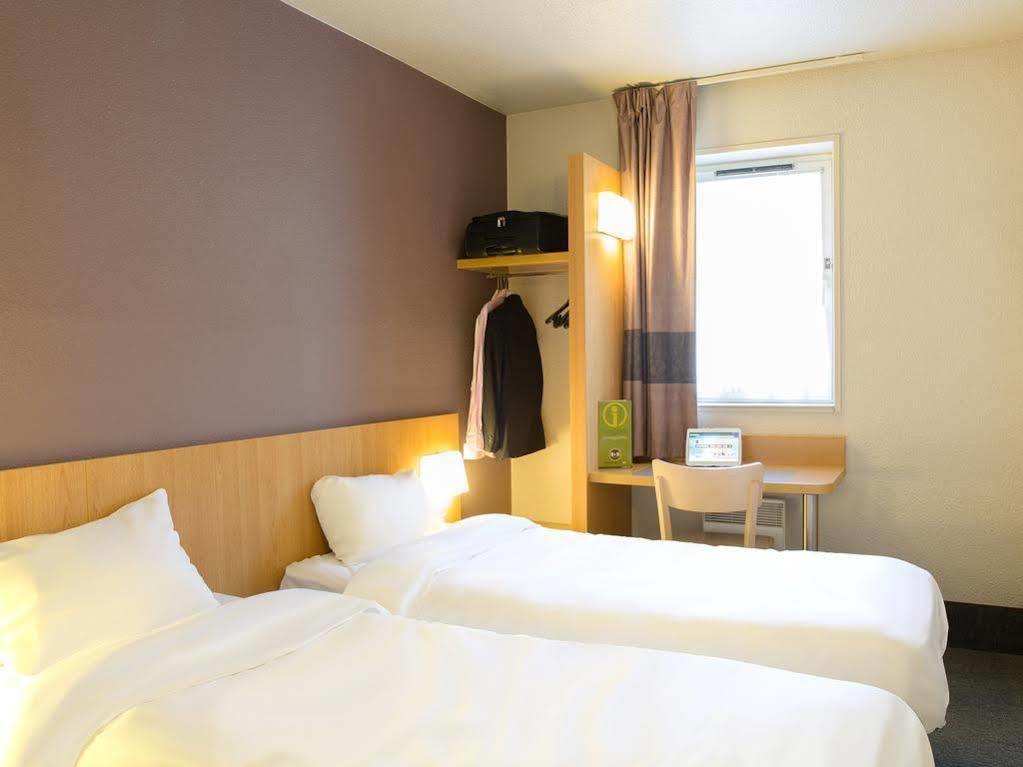 B&B Hotel Villeneuve Loubet Plage Exterior photo